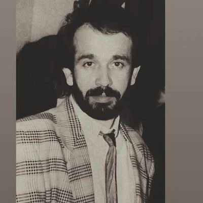 RuzgarAmed70523's profile picture