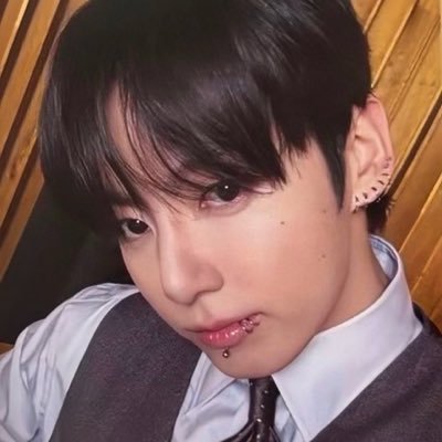 shee⁷⊙⊝⊜'s profile picture