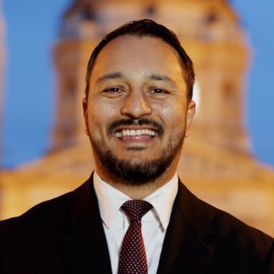 Edward Szall's profile picture