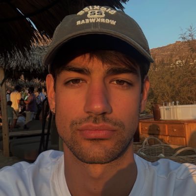 nave's profile picture