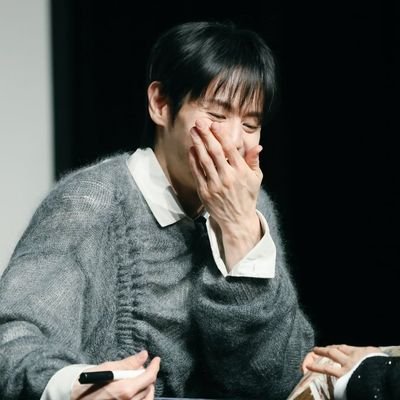 clover105705's profile picture