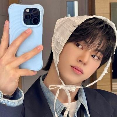 _pookiegirlsana's profile picture
