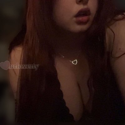 urloverty's profile picture