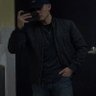 v's profile picture