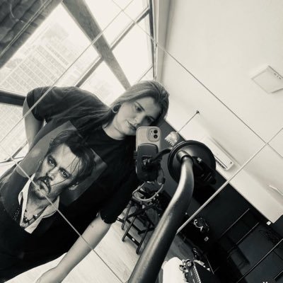 Mary 🌻's profile picture