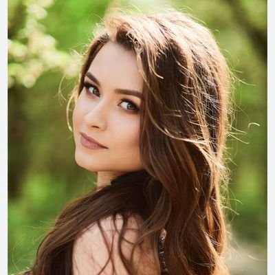 UjenezaA61629's profile picture