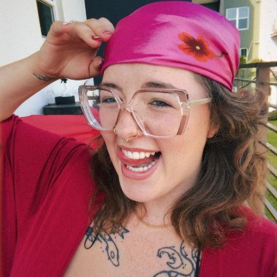 Emma loves cherries ๐'s profile picture