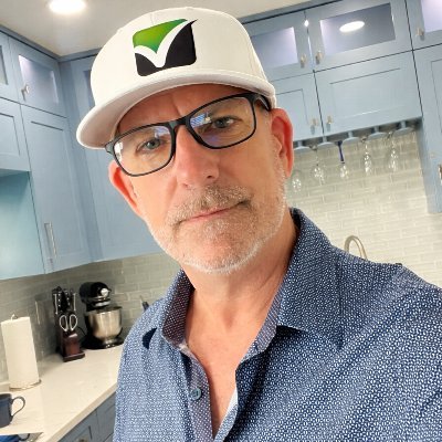 EliThomas's profile picture
