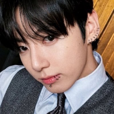 samm🖇️ BTS IS BACK MF!'s profile picture