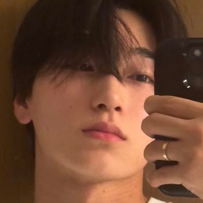 ꒒ ꒩ ꒦ ꒰'s profile picture