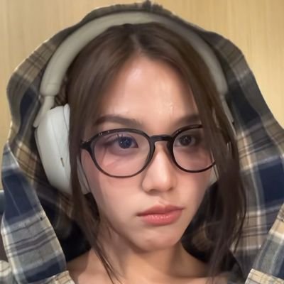Aza's profile picture