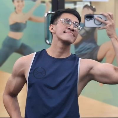 A T O M's profile picture