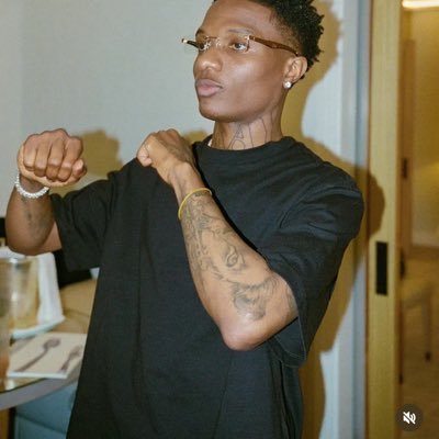 Rearmirrow's profile picture