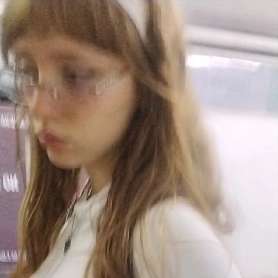 Laura_sad4life's profile picture