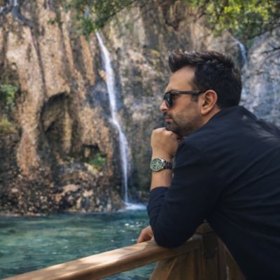 Ö M E R's profile picture