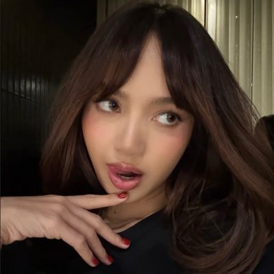 g's profile picture