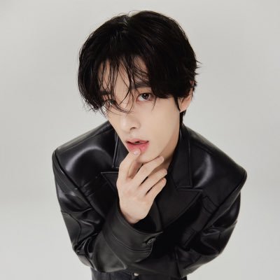 𝜗ৎ's profile picture