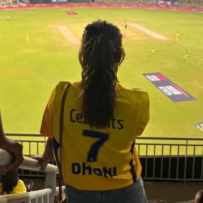 Kambali Poochi Thangachi 🐿's profile picture