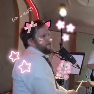 Folie à Dee ☆ 🐾's profile picture
