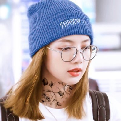 yaz 🐰💙 juridico love pattranite's profile picture