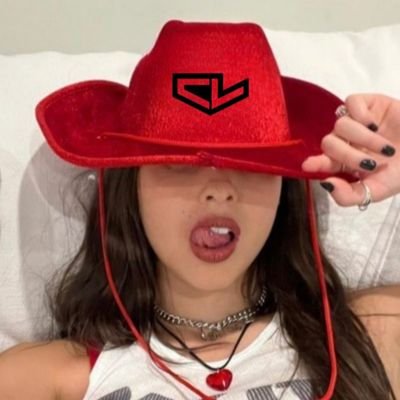 mari¹⁶🩷 | off campus era's profile picture