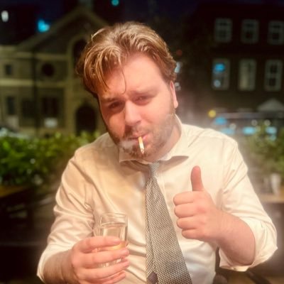 andy twelves's profile picture