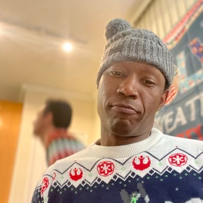clintonyates's profile picture