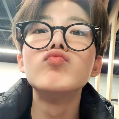 naiilovekyu's profile picture
