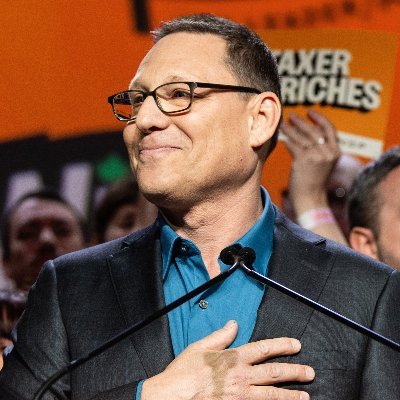 Avi Lewis's profile picture