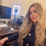 Luna N.🇦🇷👩💻📡👩💼🏦📉📊's profile picture