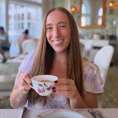 lindsay's profile picture