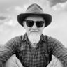 Graybeard profil fotoğrafı