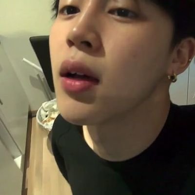 myn🐾 VAI VER O BTS!!!!'s profile picture