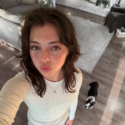 brookexvg 🍓's profile picture