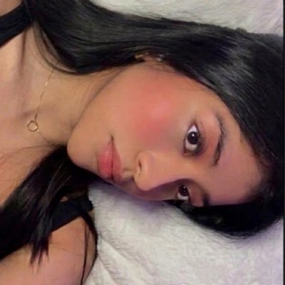 angie_cr18's profile picture