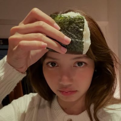 ℒ☾'s profile picture
