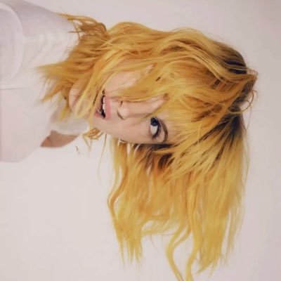 madi ౨ৎ's profile picture