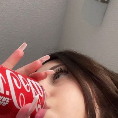 shydvaa's profile picture