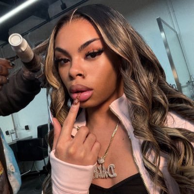 BarbianaDolly🎀's profile picture