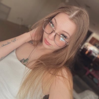 Goddess Gwen |•• findom 👑's profile picture