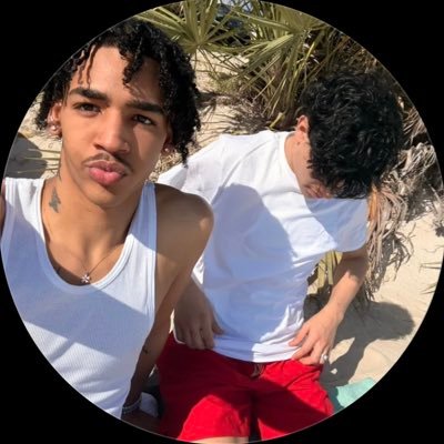 jojoandjayy's profile picture