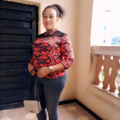 Cluadia126549's profile picture