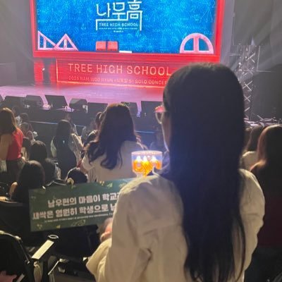 woohyoons's profile picture