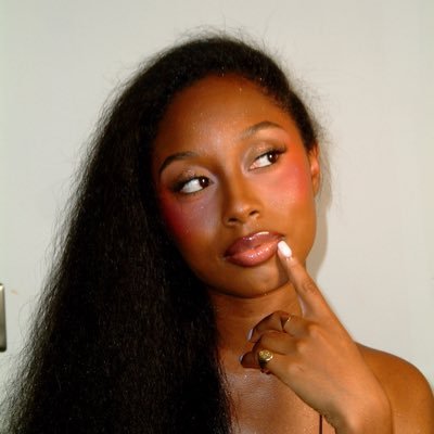 𝑺𝑨𝑹𝑰𝑵𝑨❦☆'s profile picture