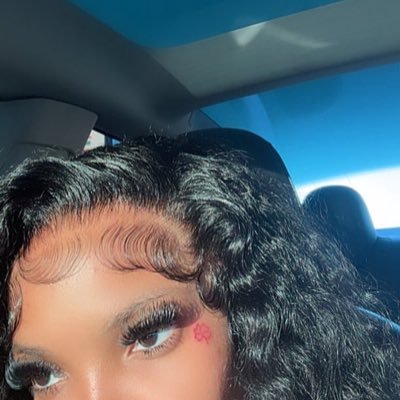 toniqueeee's profile picture