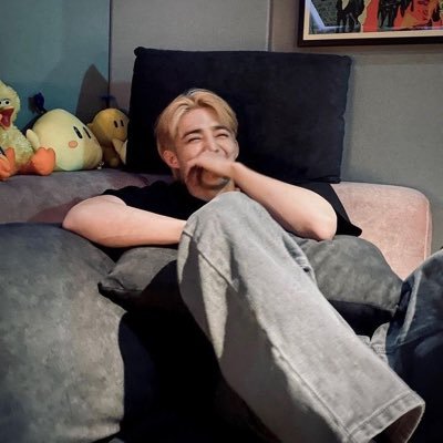 svtluvs17's profile picture