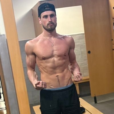 MASTER ZACH ๐ฌ๐ง's profile picture
