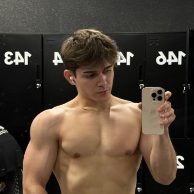 nikrouzz0's profile picture