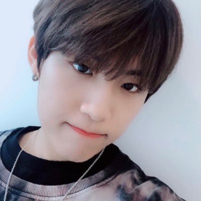 𝐀𝐁𝐒𝐎𝐋𝐔𝐓𝐄's profile picture