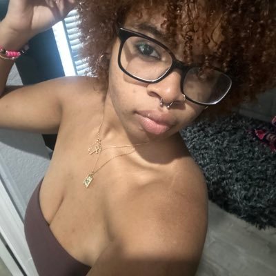 lee loves pickles ⚢'s profile picture